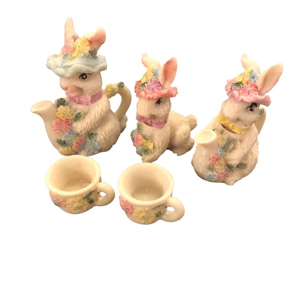 Easter Bunny Miniature Tea Set - Picture 3 of 7